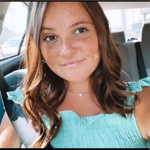 Meet your Posher, Haley